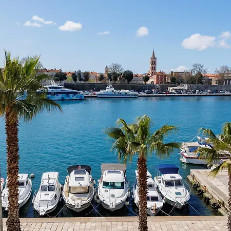 Peninsula Magical View By Belmont Realty Daire