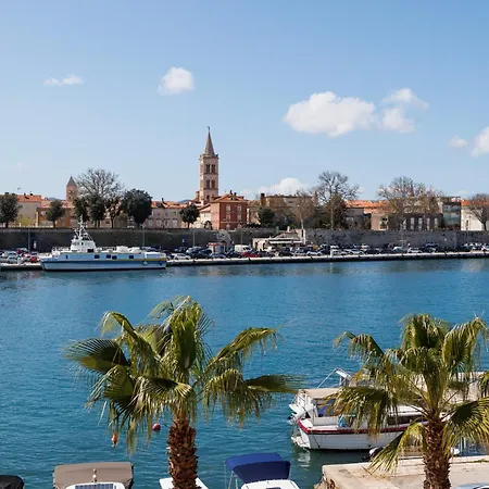 Peninsula Magical View By Belmont Realty *