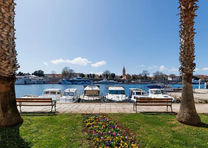 Apartament Peninsula Magical View By Belmont Realty *