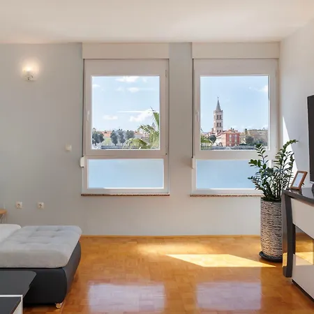 Апартаменты Peninsula Magical View By Belmont Realty