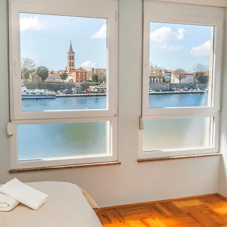 Peninsula Magical View By Belmont Realty 아파트 자다르