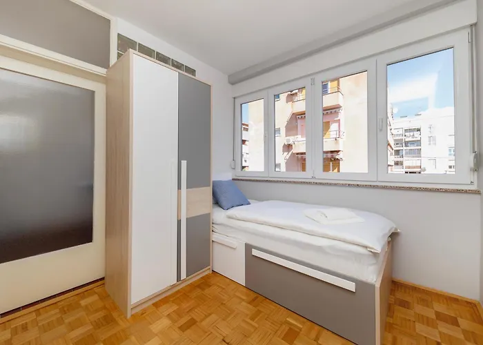 Peninsula Magical View By Belmont Realty זאדאר