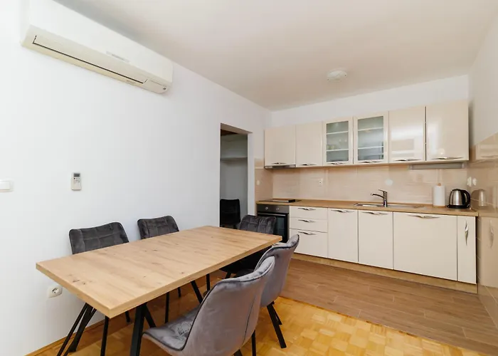 Apartman Peninsula Magical View By Belmont Realty *